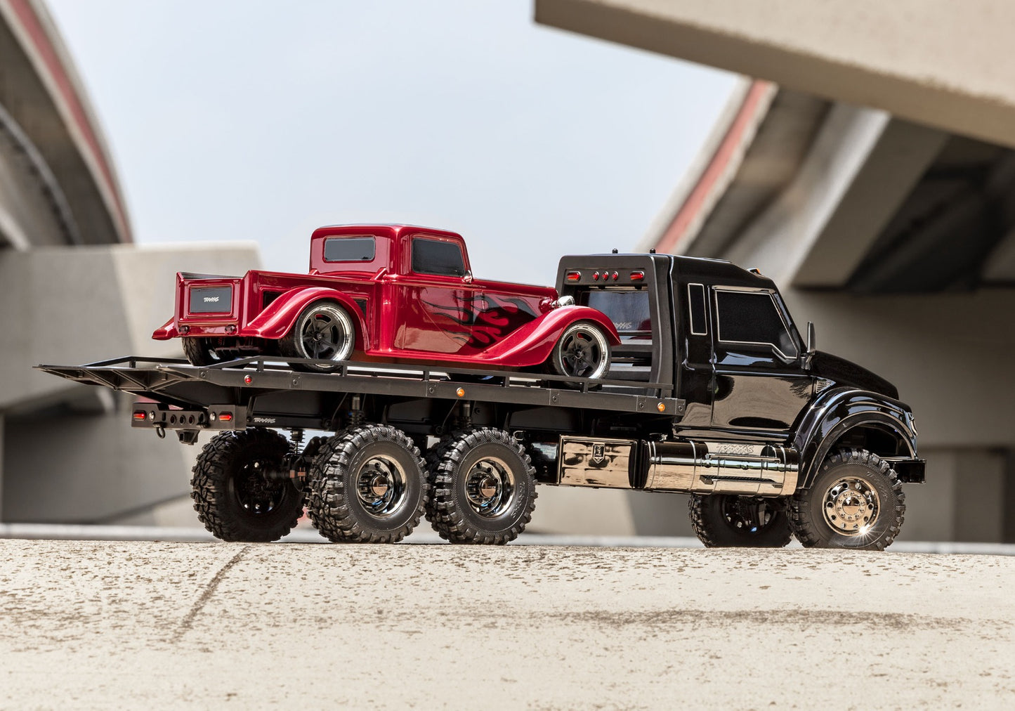 TRX-6 Flatbed Hauler w/Winch