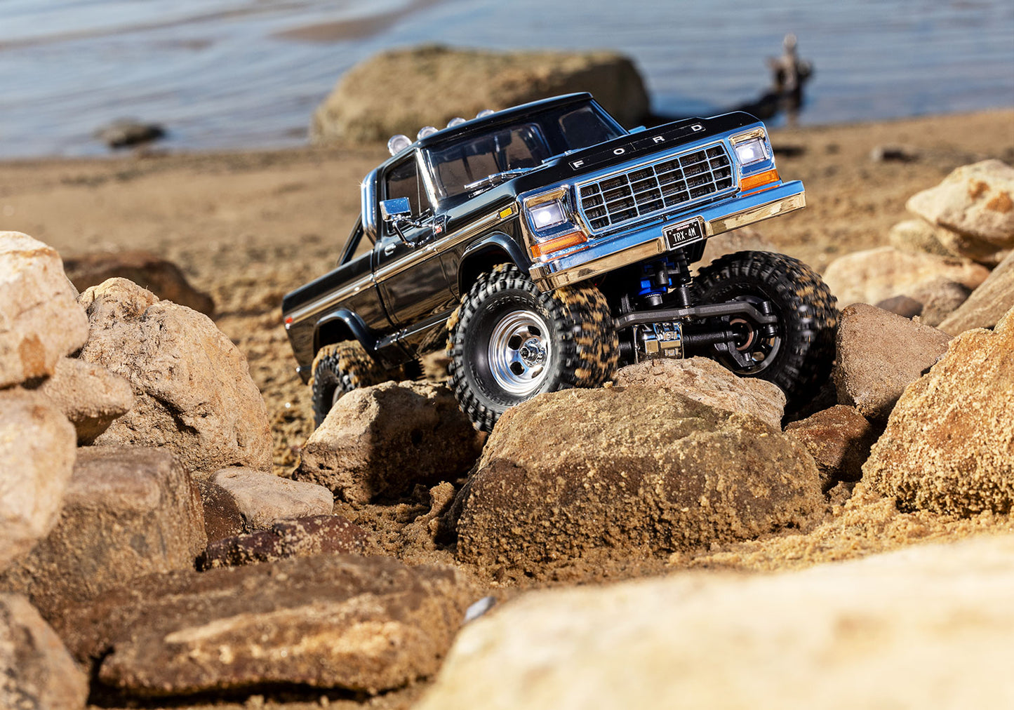Traxxas TRX-4M Ford F-150 High Trail Edition 1/18 4WD RTR Scale Crawler